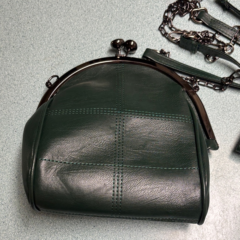 Elegant Green Leather Women's Bag